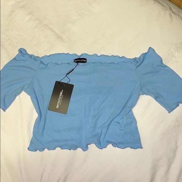 NWT Blue Off Shoulder top from Pretty little Thing - Picture 1 of 3